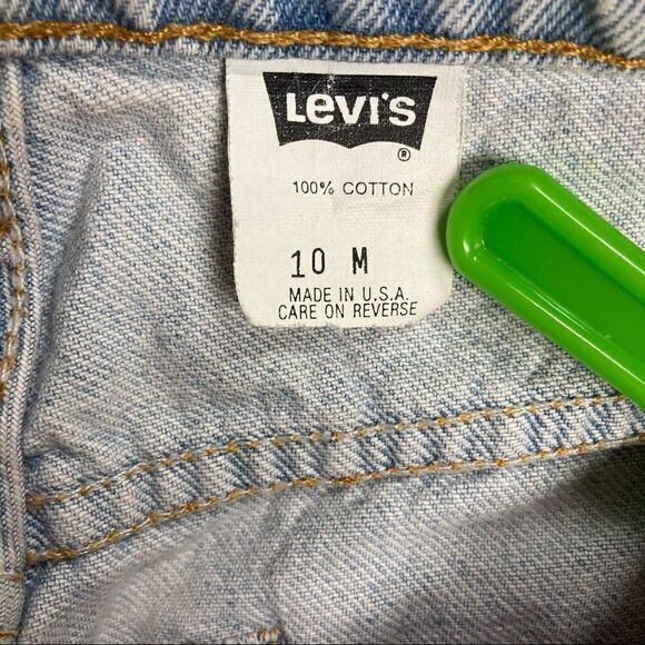 LEVI STRAUSS & CO. VINTAGE Light Washed Jeans 16551-0234 Size 10, USA Made 09/93 - Picture 6 of 13